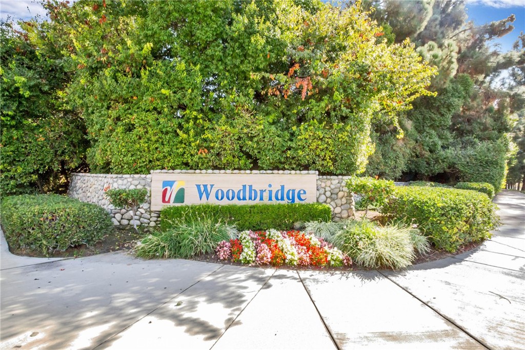 19 Spinnaker Irvine, CA 92614 - Photo 46 of 63 a view of a bunch of flowers in a garden