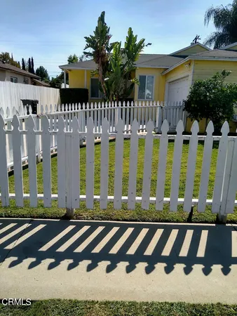 $4,500 | 17616 Calvert Street, Encino, CA 91316