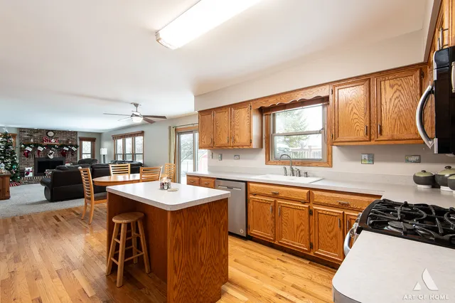 $465,900 | 1861 Grand Prairie Drive, New Lenox, IL 60451