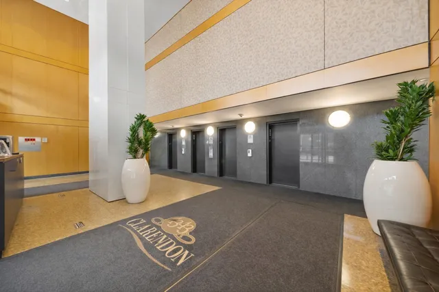 $169,000 | 4343 North Clarendon Avenue, Unit 911, Chicago, IL 60613