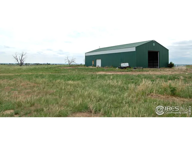 a house view with a backyard space