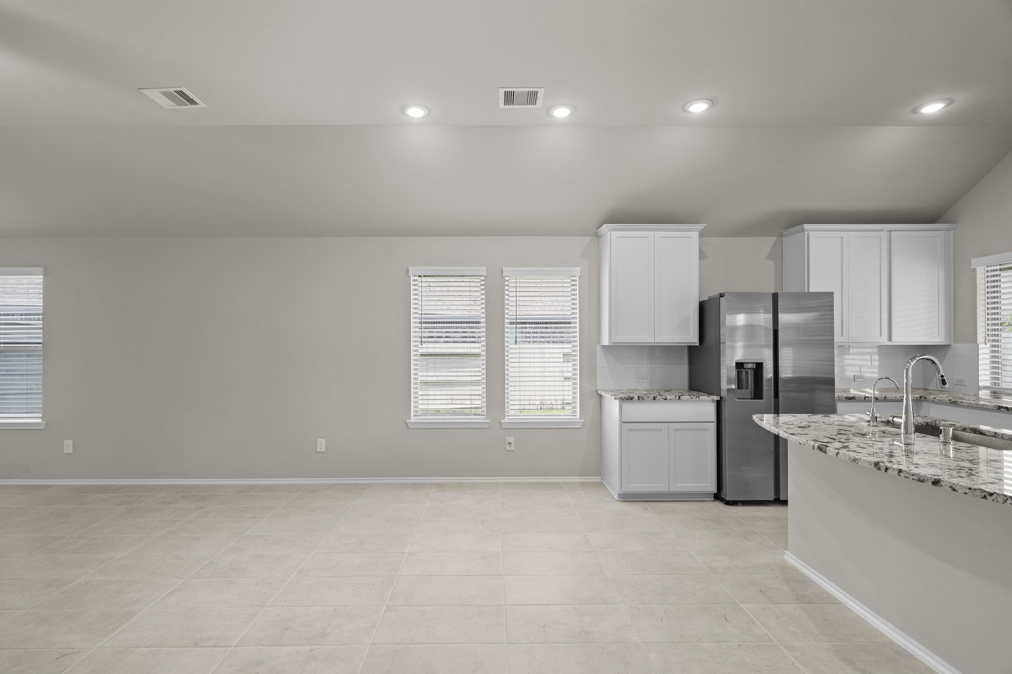 2011 Oak Leaf Court Manvel, TX 77578 - Photo 12 of 28