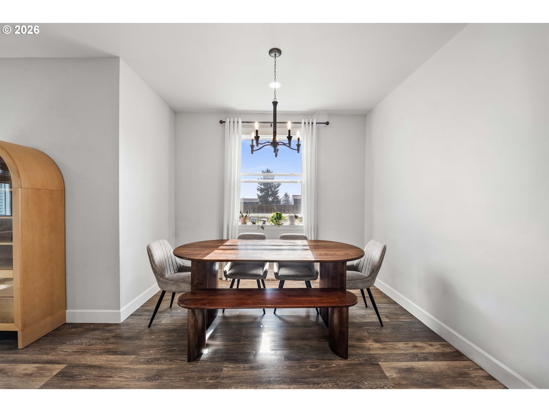 35593 Bella Ridge Loop Astoria, OR 97103 - Photo 17 of 45 Dining Room