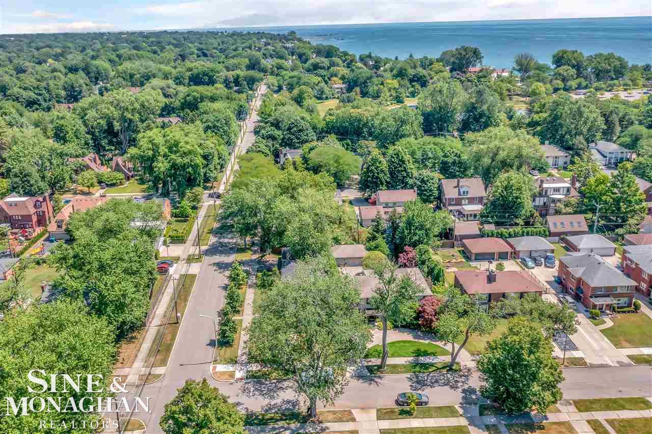 798 Harcourt Road Grosse Pointe, MI 48230 - Photo 19 of 32