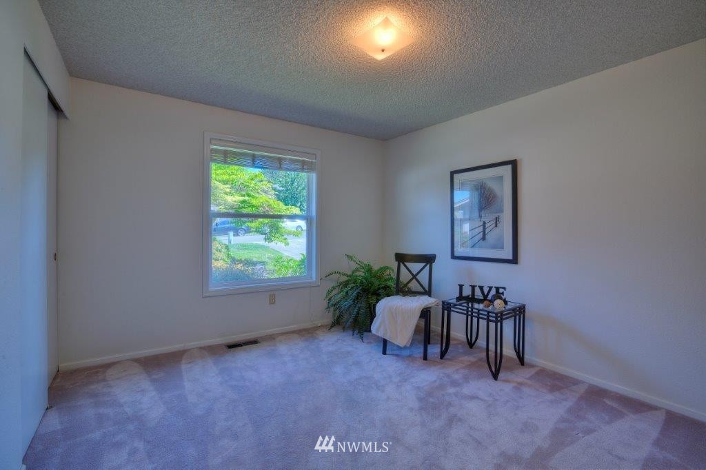 1719 Southeast 18th Place Renton, WA 98055 - Photo 14 of 25