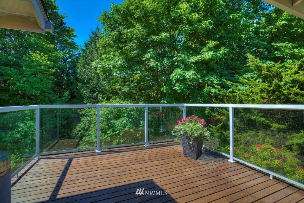 1719 Southeast 18th Place Renton, WA 98055 - Photo 20 of 25