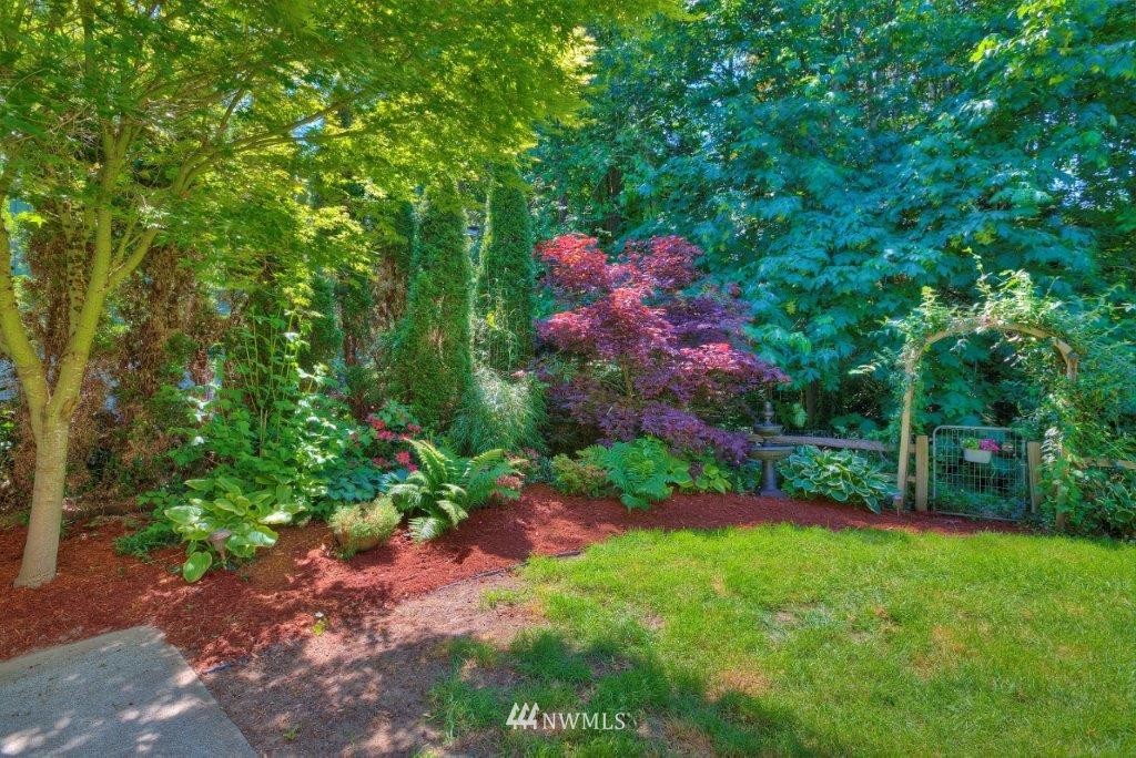 1719 Southeast 18th Place Renton, WA 98055 - Photo 24 of 25