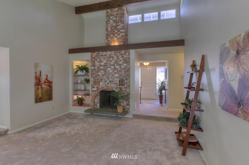 1719 Southeast 18th Place Renton, WA 98055 - Photo 6 of 25