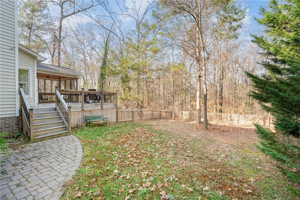 2001 Treyburn Lane High Point, NC 27265 - Photo 26 of 28