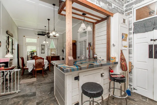 $155,000 | 307 West Railroad Avenue, Osyka, MS 39657