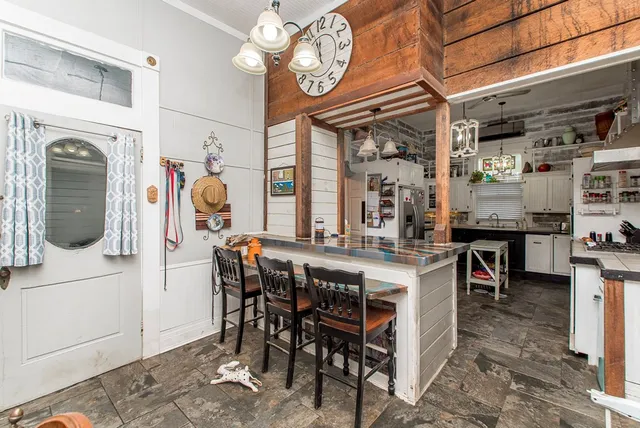 $155,000 | 307 West Railroad Avenue, Osyka, MS 39657