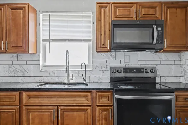 $199,900 | 407 Henry Street, Suffolk, VA 23434