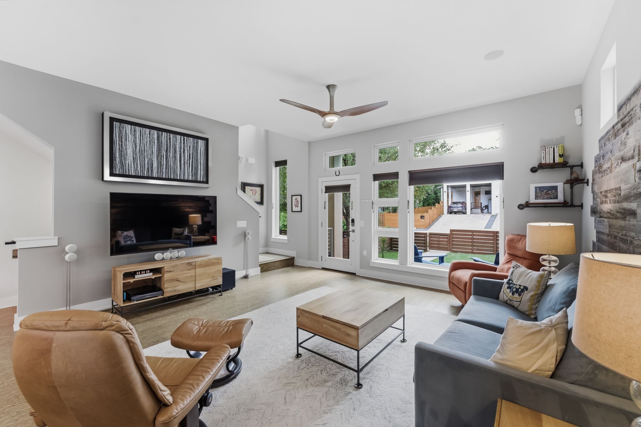 2712 South 5th Street, Unit B Austin, TX 78704 - Photo 2 of 34