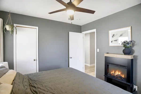 $335,000 | 2303 7th Avenue East, North St. Paul, MN 55109