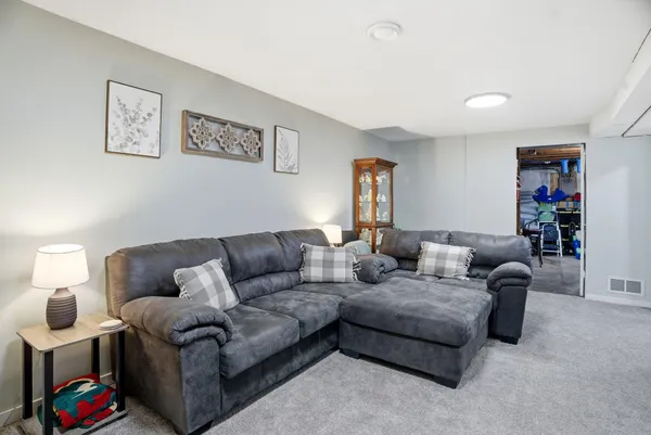 $335,000 | 2303 7th Avenue East, North St. Paul, MN 55109