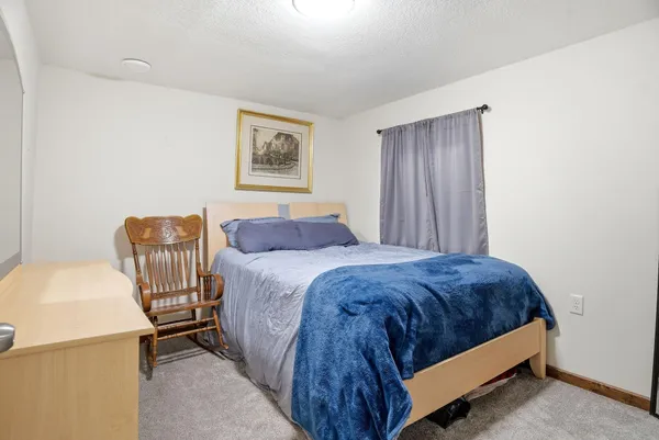 $335,000 | 2303 7th Avenue East, North St. Paul, MN 55109