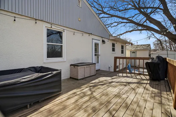 $335,000 | 2303 7th Avenue East, North St. Paul, MN 55109