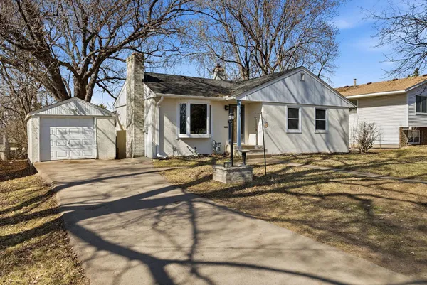 $335,000 | 2303 7th Avenue East, North St. Paul, MN 55109