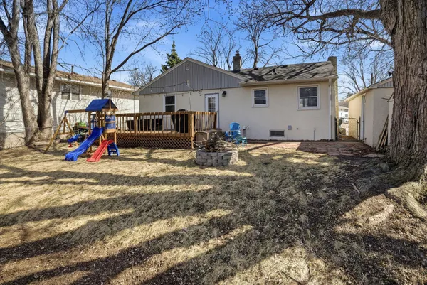 $335,000 | 2303 7th Avenue East, North St. Paul, MN 55109