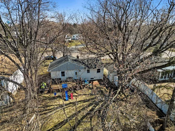 $335,000 | 2303 7th Avenue East, North St. Paul, MN 55109