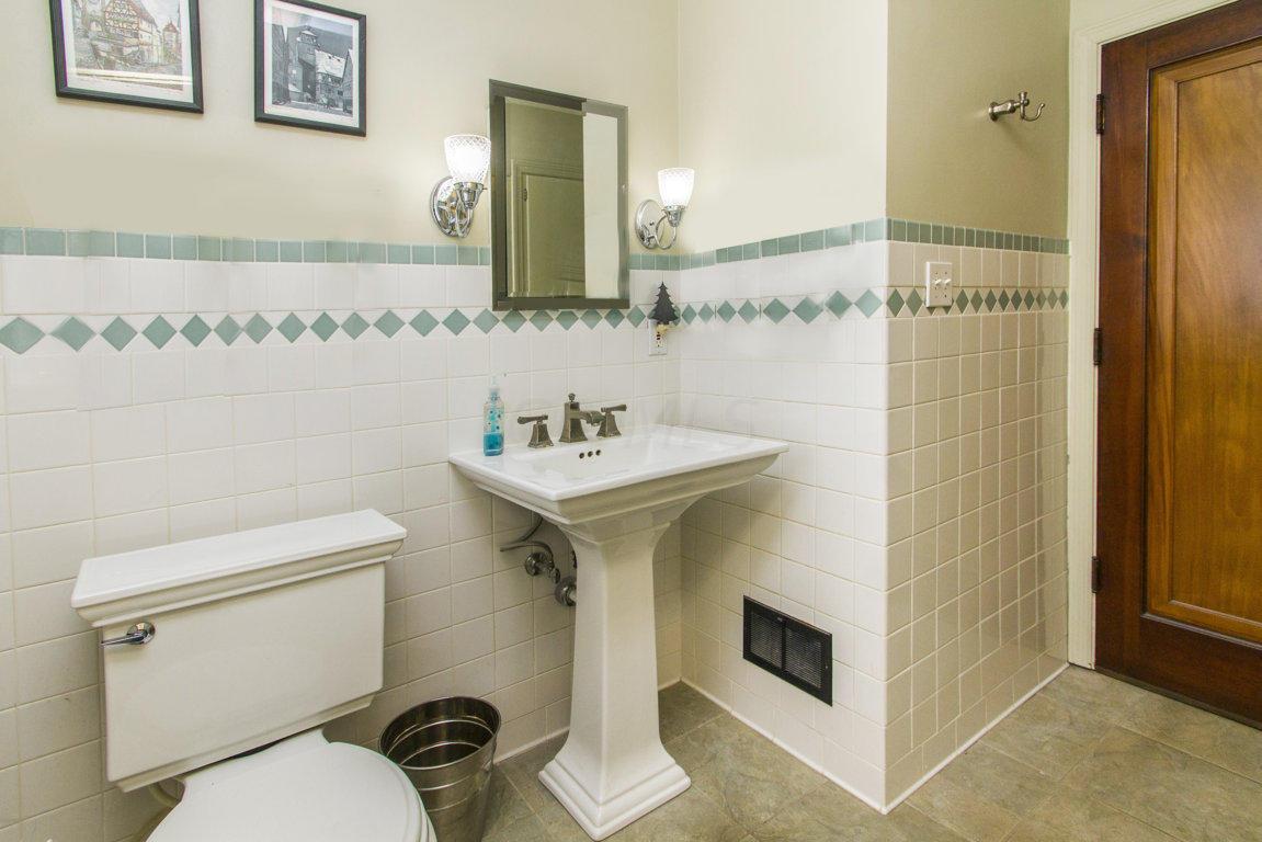 865 South Remington Road Columbus, OH 43209 - Photo 23 of 57