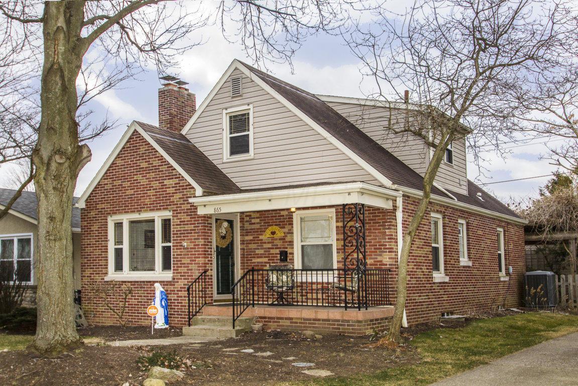 865 South Remington Road Columbus, OH 43209 - Photo 3 of 57
