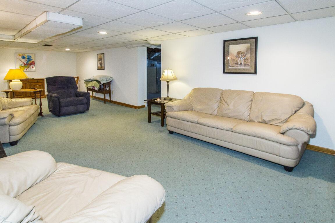 865 South Remington Road Columbus, OH 43209 - Photo 35 of 57