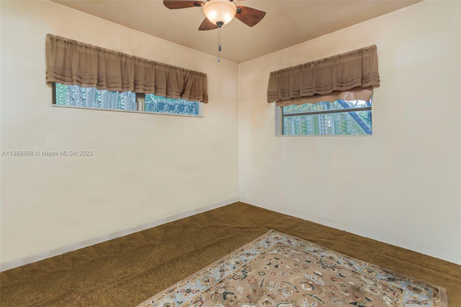 1521 North Park Road Hollywood, FL 33021 - Photo 12 of 25 Gallery Image 12