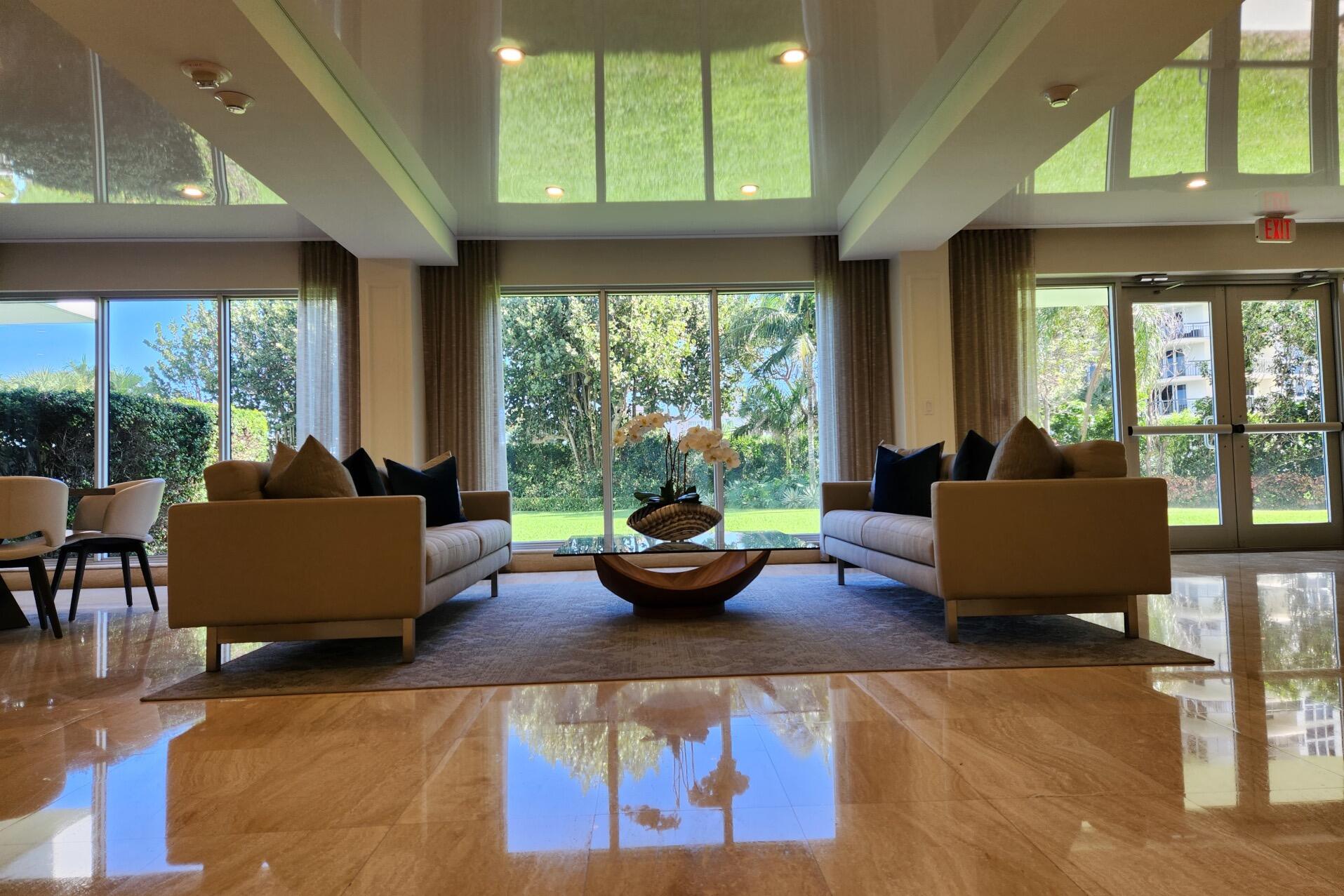 875 East Camino Real, Unit 7E Boca Raton, FL 33432 - Photo 10 of 11 Lobby