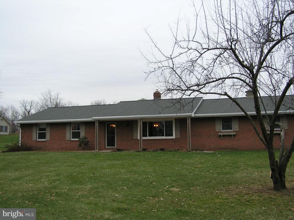 612 Aberdeen Road Elizabethtown, PA 17022 - Photo 1 of 17 Gallery Image 1