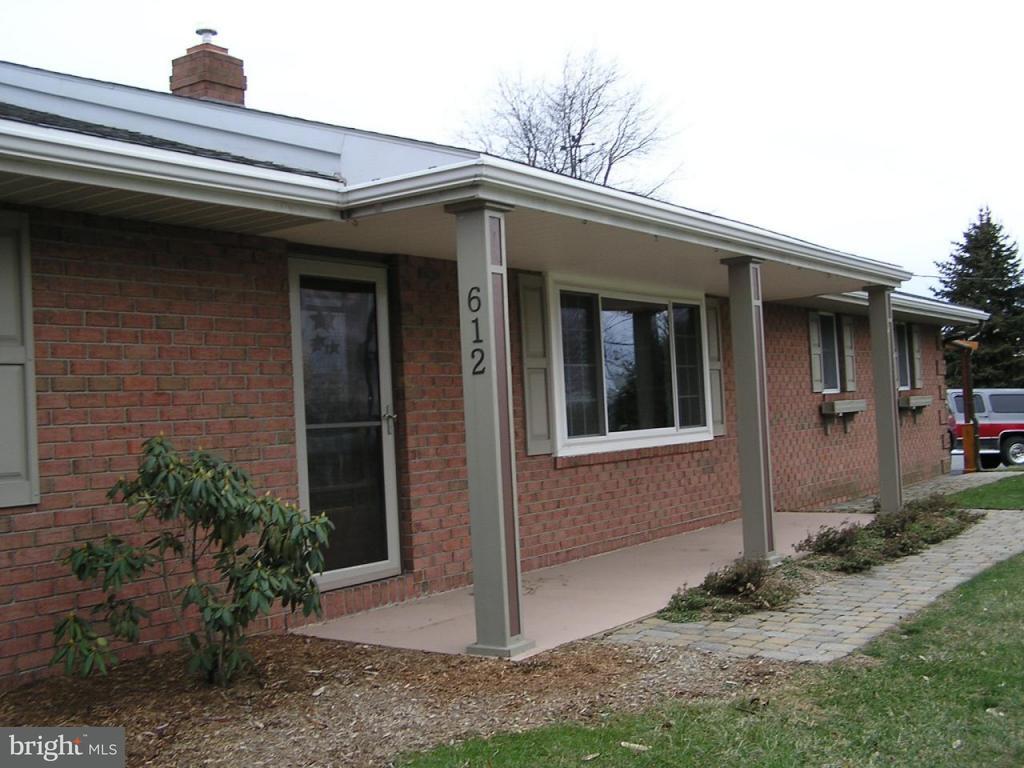612 Aberdeen Road Elizabethtown, PA 17022 - Photo 2 of 17 Gallery Image 2