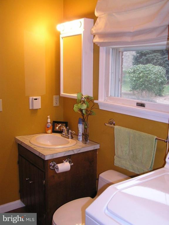 612 Aberdeen Road Elizabethtown, PA 17022 - Photo 15 of 17 Gallery Image 15