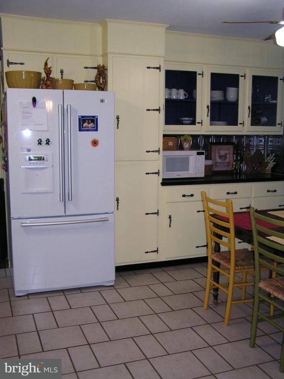612 Aberdeen Road Elizabethtown, PA 17022 - Photo 9 of 17 Gallery Image 9