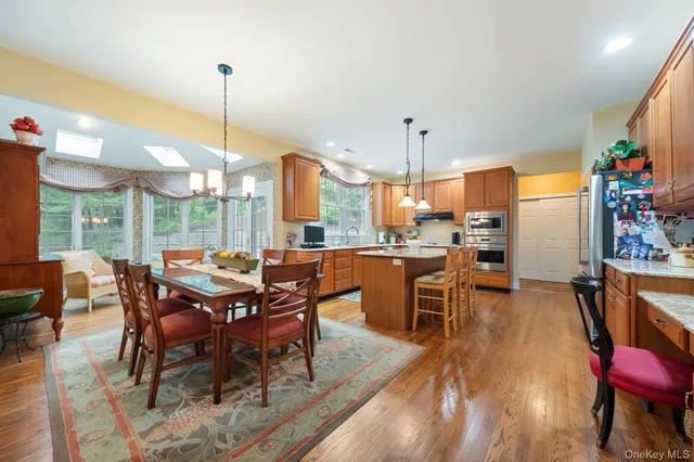 $1,199,000 | 3 Hyatt Lane, Somers, NY 10589