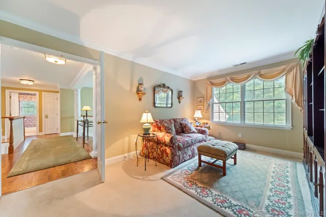 $1,199,000 | 3 Hyatt Lane, Somers, NY 10589