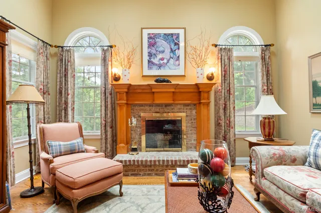 $1,199,000 | 3 Hyatt Lane, Somers, NY 10589