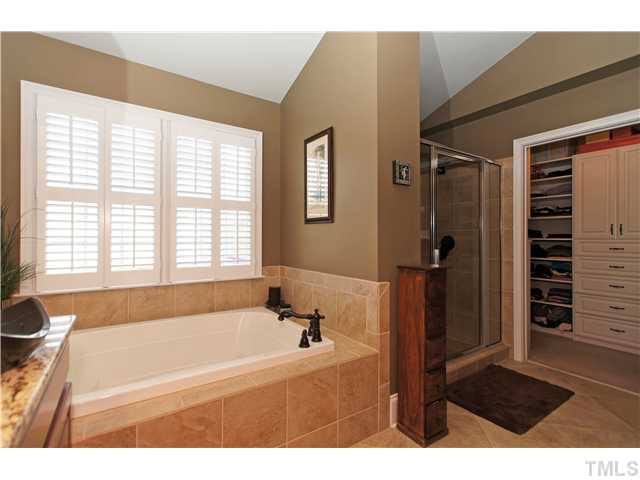 9636 Club Valley Way Raleigh, NC 27617 - Photo 17 of 25 Gallery Image 17