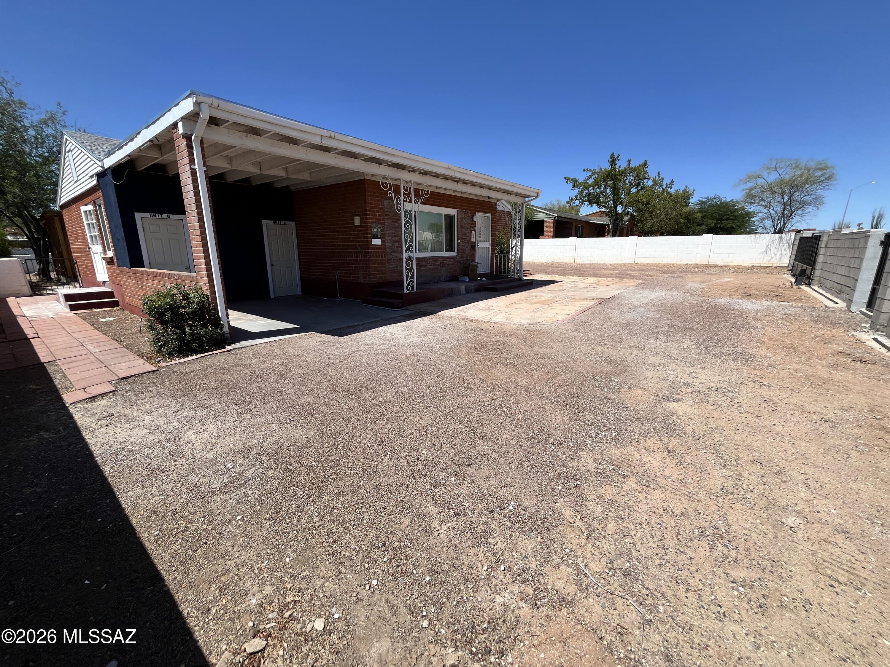 2220 East Grant Road, Unit B Tucson, AZ 85719 - Photo 11 of 11