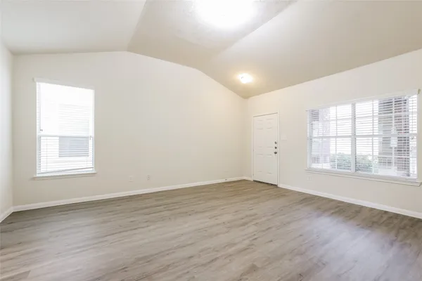 $1,800 | 12147 Pia Drive, Houston, TX 77044