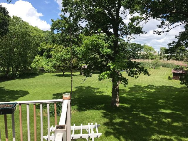 37W840 Big Timber Road Elgin, IL 60124 - Photo 22 of 35