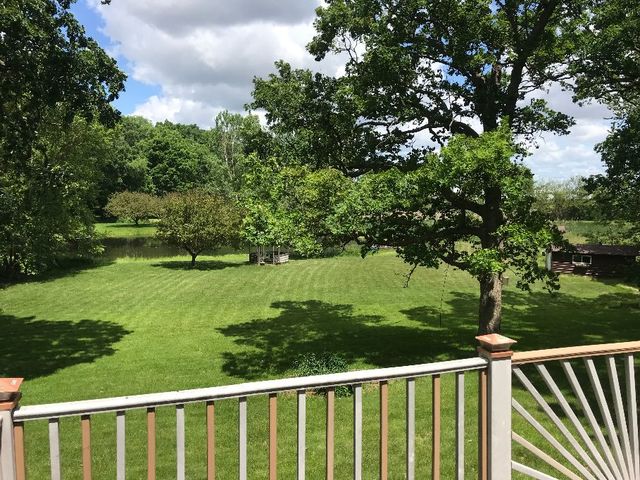 37W840 Big Timber Road Elgin, IL 60124 - Photo 23 of 35