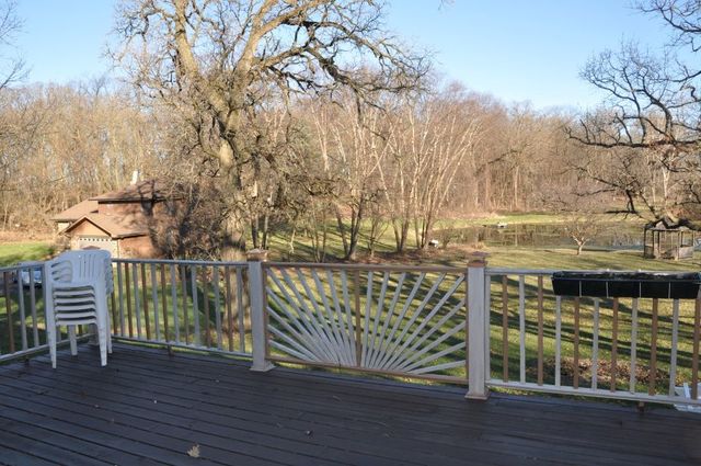 37W840 Big Timber Road Elgin, IL 60124 - Photo 31 of 35