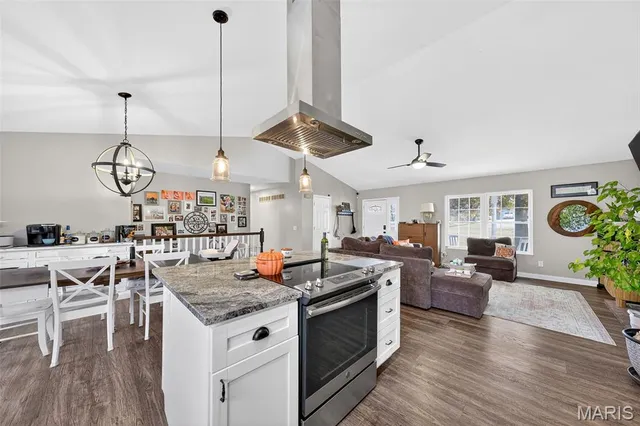 $405,000 | 145 Southview Drive, Troy, MO 63379