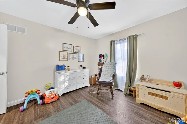 $405,000 | 145 Southview Drive, Troy, MO 63379