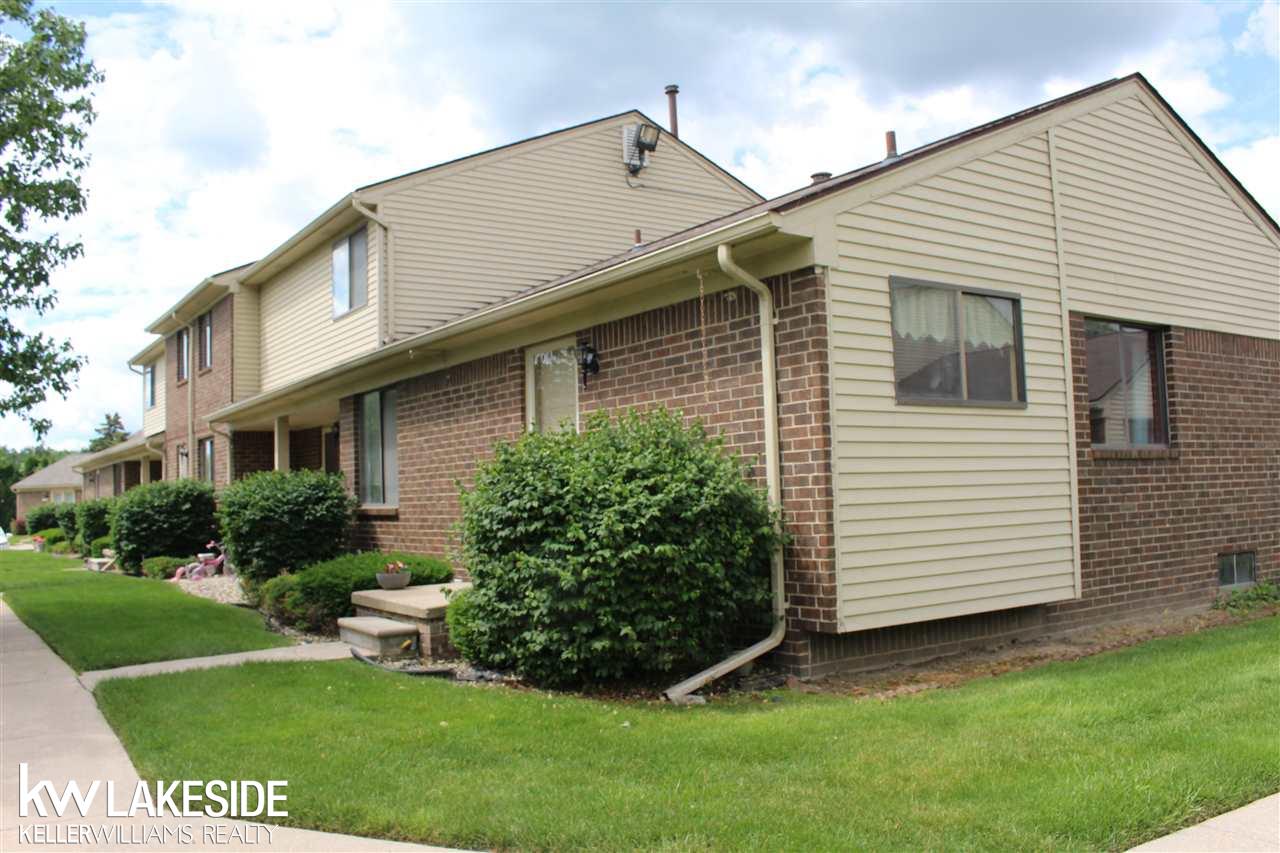48610 Sugarbush Road Chesterfield, MI 48047 - Photo 3 of 20
