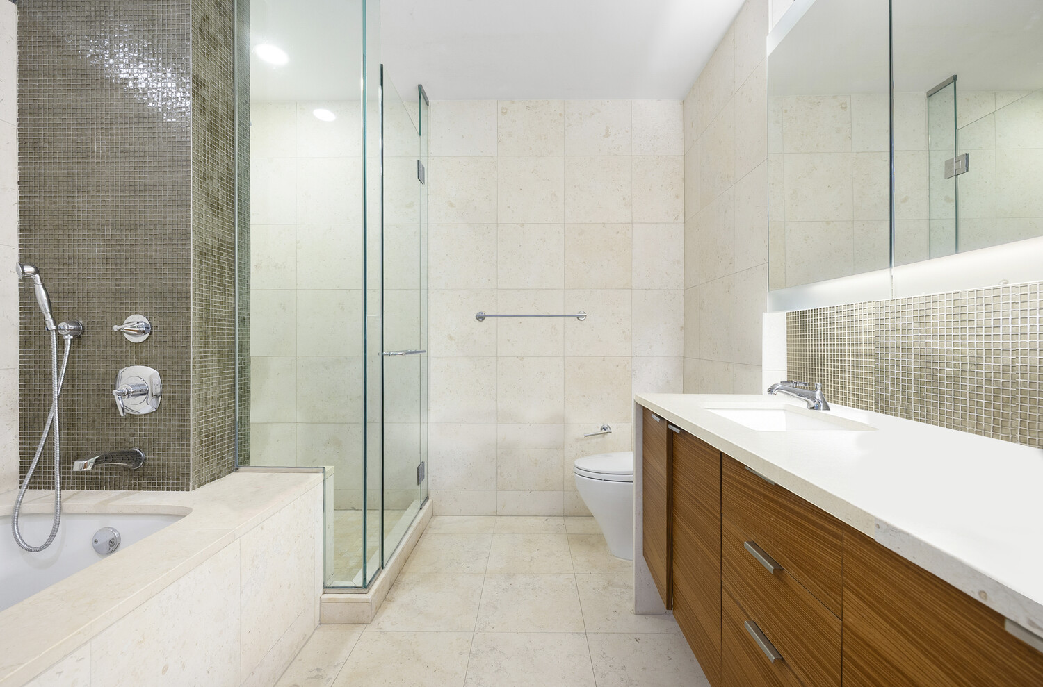 70 Little West Street, Unit 20B Manhattan, NY 10004 - Photo 15 of 27