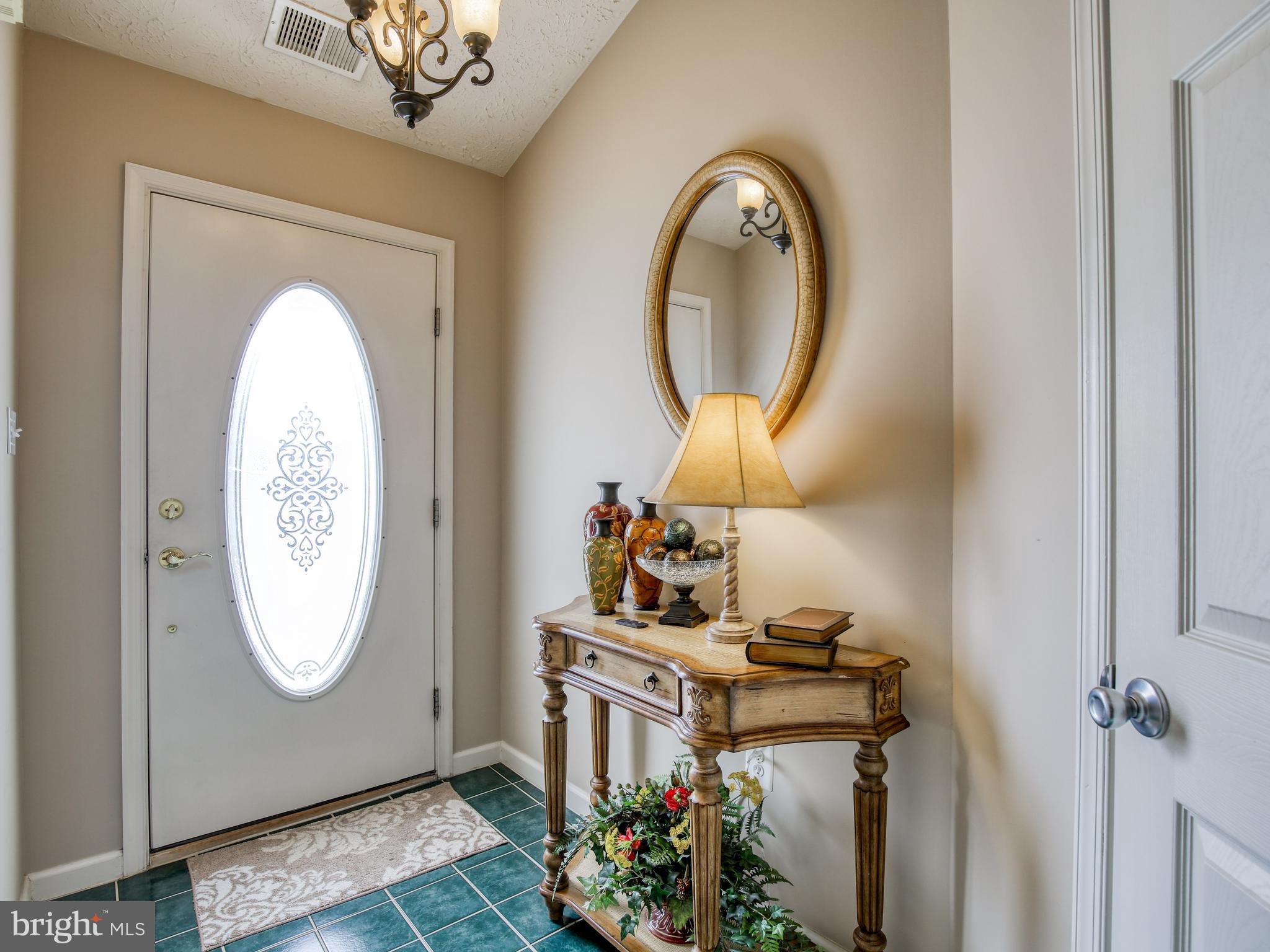 300 Canyon Road Winchester, VA 22602 - Photo 8 of 29 Bright welcoming foyer