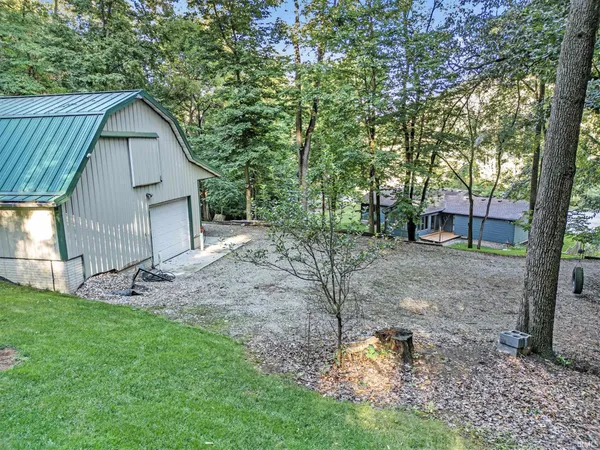 $390,000 | 510 West Crystal Valley Drive, Middlebury, IN 46540