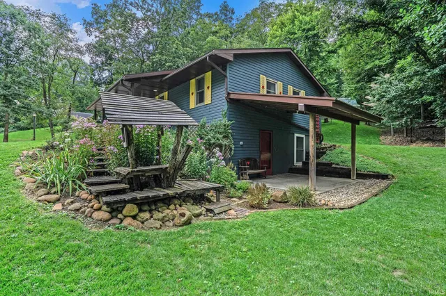 $415,000 | 510 West Crystal Valley Drive, Middlebury, IN 46540