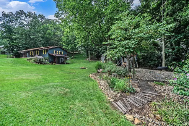 $415,000 | 510 West Crystal Valley Drive, Middlebury, IN 46540